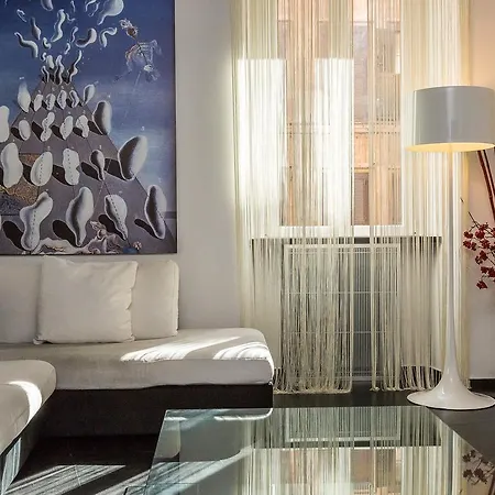 In Cosmopolitan Hi-tech Appartamento *