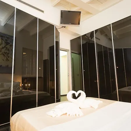 In Cosmopolitan Hi-tech Appartamento *