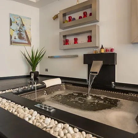 In Cosmopolitan Hi-tech *